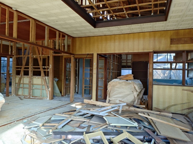 木造2階建て住宅の解体工事イメージ